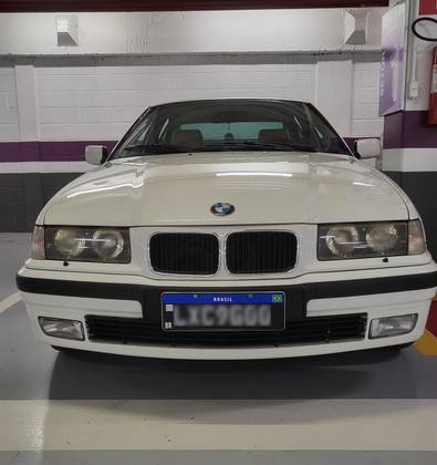 BMW 325i 2.5 SEDAN 24V GASOLINA 4P AUTOMÁTICO BMW 325i 2.5 SEDAN 24V GASOLINA 4P AUTOMÁTICO